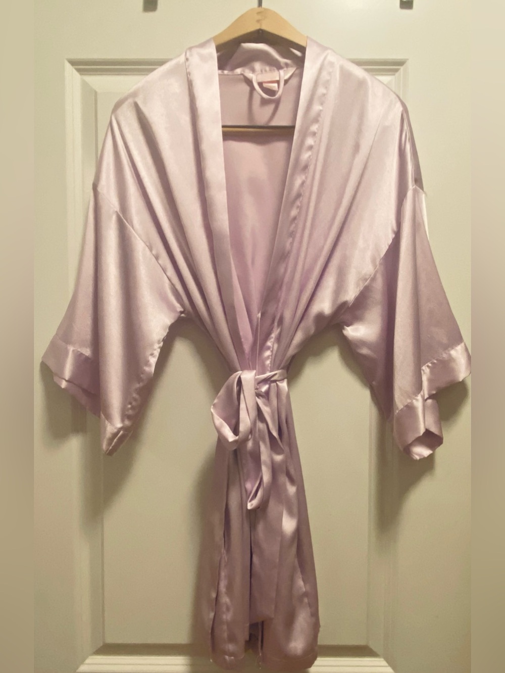 Victoria Secret Angels Women Light Purple Lilac Satin Long Sleeve Short Robe S/M